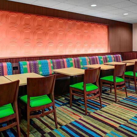 Fairfield Inn And Suites By Marriott Emporia I-95 Exteriér fotografie