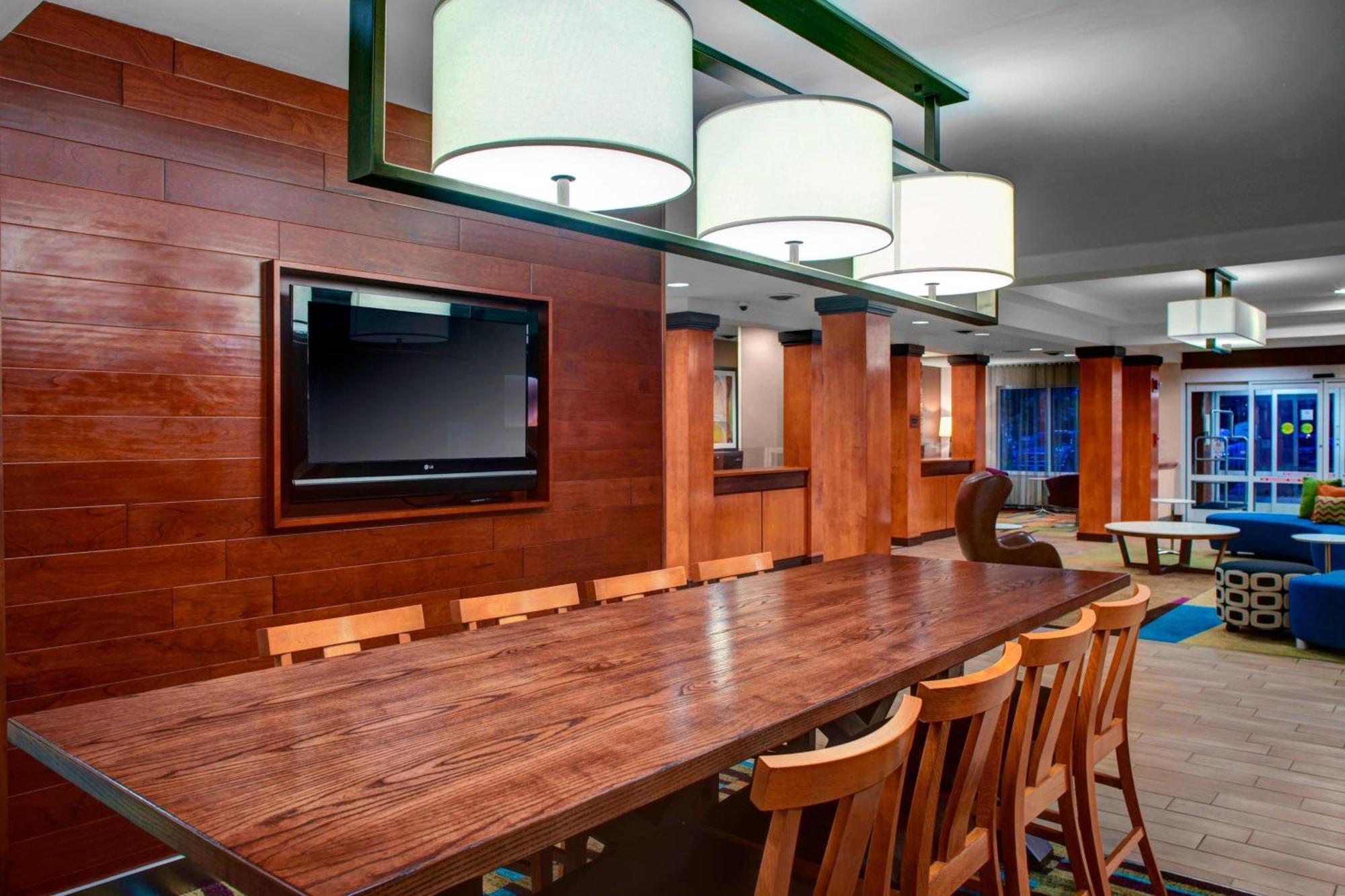 Fairfield Inn And Suites By Marriott Emporia I-95 Exteriér fotografie