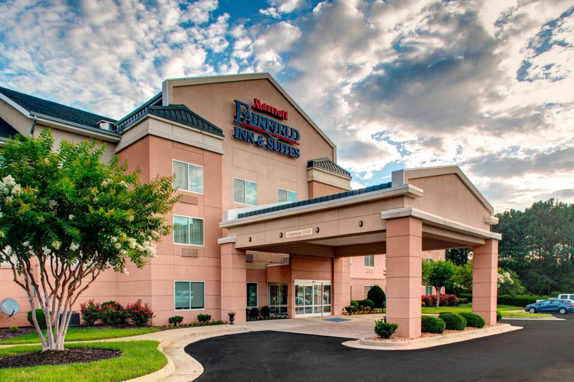 Fairfield Inn And Suites By Marriott Emporia I-95 Exteriér fotografie