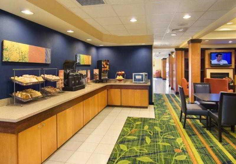Fairfield Inn And Suites By Marriott Emporia I-95 Exteriér fotografie