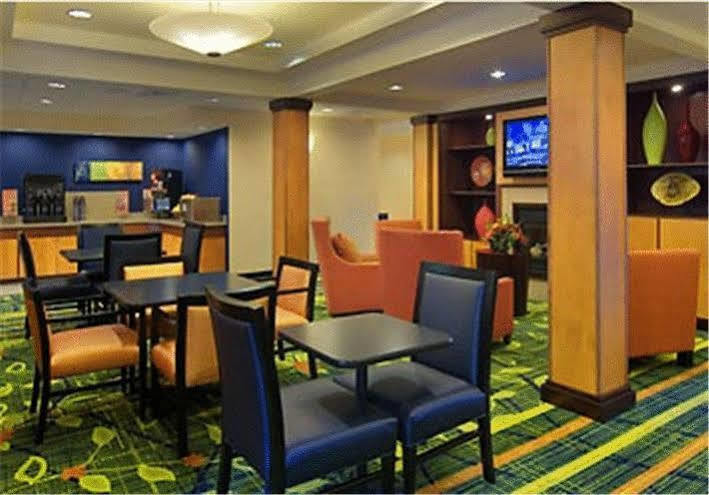 Fairfield Inn And Suites By Marriott Emporia I-95 Exteriér fotografie