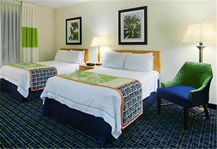 Fairfield Inn And Suites By Marriott Emporia I-95 Exteriér fotografie